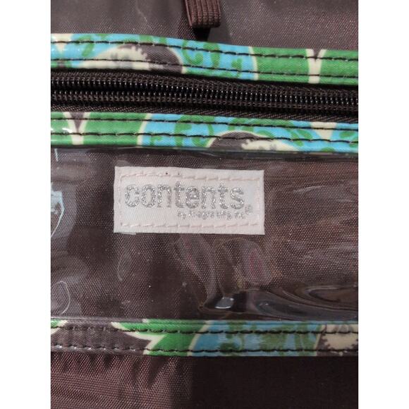 Contents Tri-Fold Toiletry Bag - Picture 3 of 4